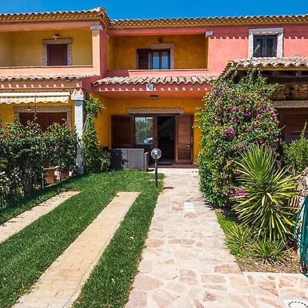 Villa Molly San Teodoro  Exterior photo